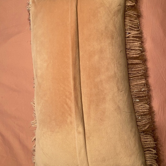 Throw Pillow Metallic Pink - Picture 2 of 6